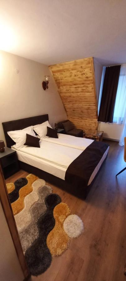 Nicole Hotel & Restaurant ساموكوف المظهر الخارجي الصورة